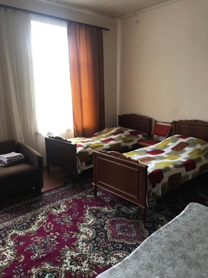 L&A Guest House Горис Екстериор снимка